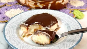 Sobremesa Cremosa de 4 Leites: Fácil, Irresistível e Perfeita para Qualquer Momento