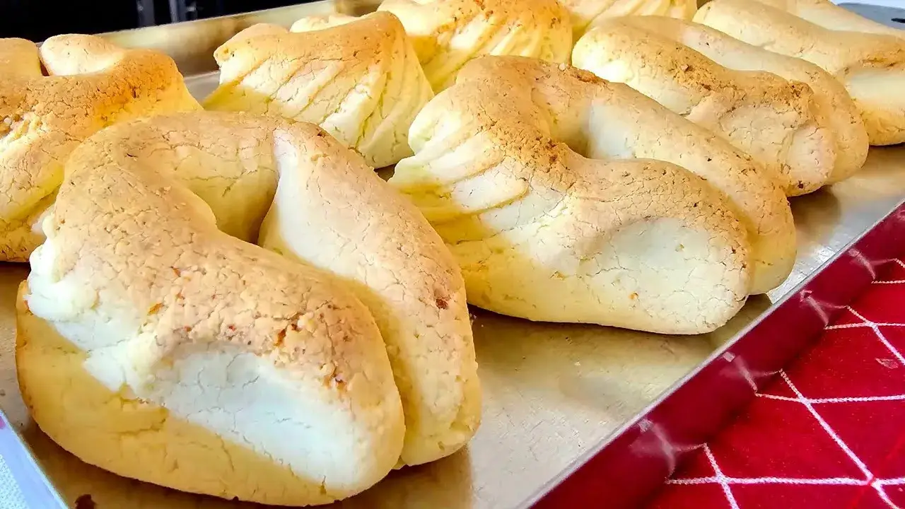 Biscoito de Queijo Perfeito: Crocante, Saboroso e Combina Com Um Bom Café