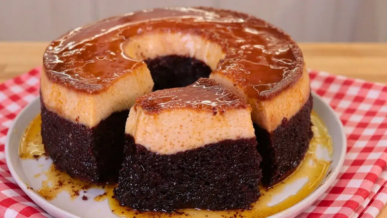 Bolo Pudim de Chocolate e Leite Condensado: Pensa em um Bolo Gostoso Veja