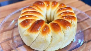 Pão Doce Caseiro Macio e Fofinho: A Receita Perfeita sem Sovar