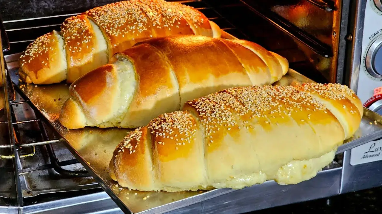 Pão de Alho Amanteigado Fofinho: Aprenda a Fazer Essa Delícia em Casa