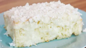 Bolo Gelado de Coco Mais Cremoso e Fofinho que Você Vai Fazer em Casa