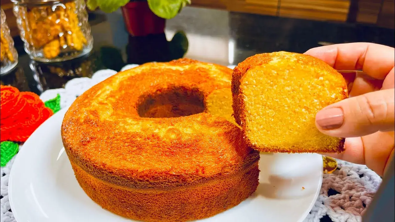 Bolo de Fubá Tradicional no Liquidificador: Receita Antiga que Sempre Encanta