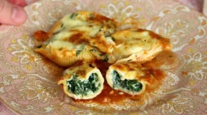 Conchiglione Recheado com Creme de Espinafre e Ricota: Uma Explosão de Sabor