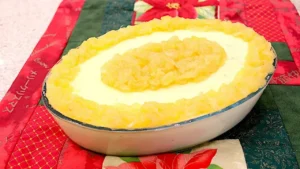 Cremosão de Abacaxi: Sobremesa Gelada Fácil e Cremosa para Qualquer Momento