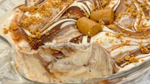 Mousse de Paçoquinha Trufado na Travessa: Sobremesa Cremosa que Desmancha na Boca