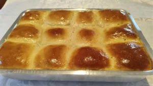 Pão Doce Caseiro com Leite Condensado: Receita Fácil Sem Sovar