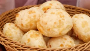 Pão de Queijo Mineiro Sem Ovos: Vem Aprender a Fazer