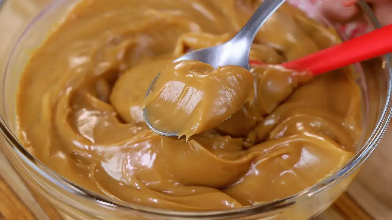 Recheio de Doce de Leite Cremoso e Estruturado: O Segredo dos Bolos Perfeitos