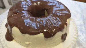 Sorvetão de Maracujá com Ganache de Chocolate para Arrasar na Sobremesa