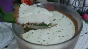 Torta de Limão com Biscoito Maizena: A Receita Mais Fácil e Rápida que Você Vai Amar