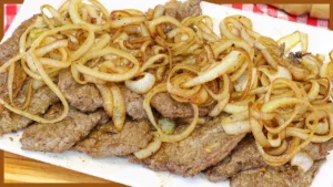 Bife Acebolado Suculento: Receita Prática Para Um Bife Perfeito