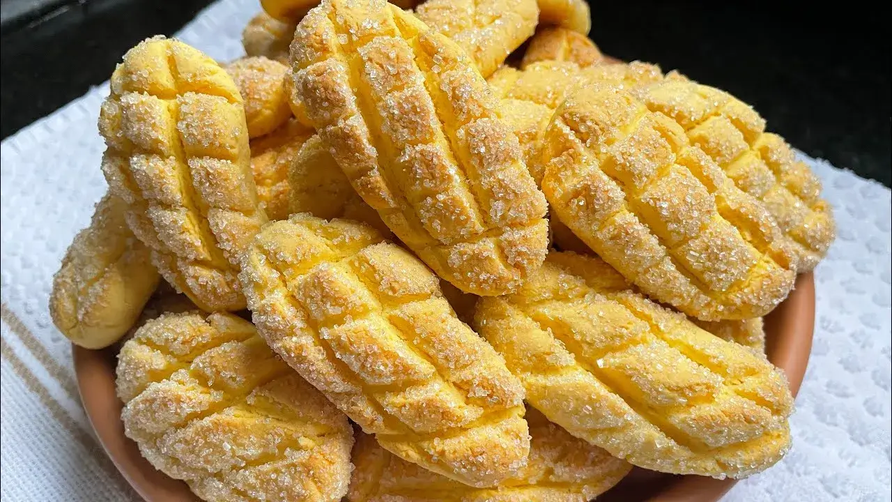 Bolacha de Fubá e Amido de Milho: Receita Fácil e Macia para Seu Lanche do Dia