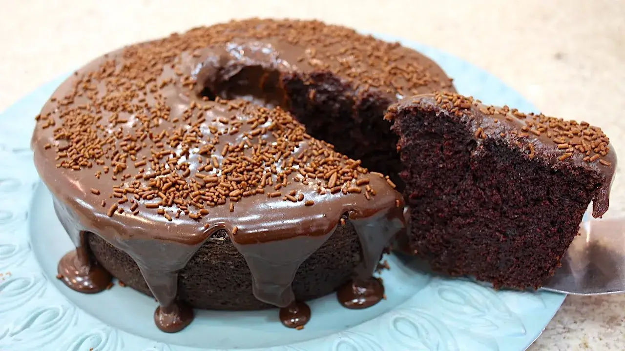 Bolo Nega Maluca: O Bolo de Chocolate Mais Fofo Para Fazer em Casa