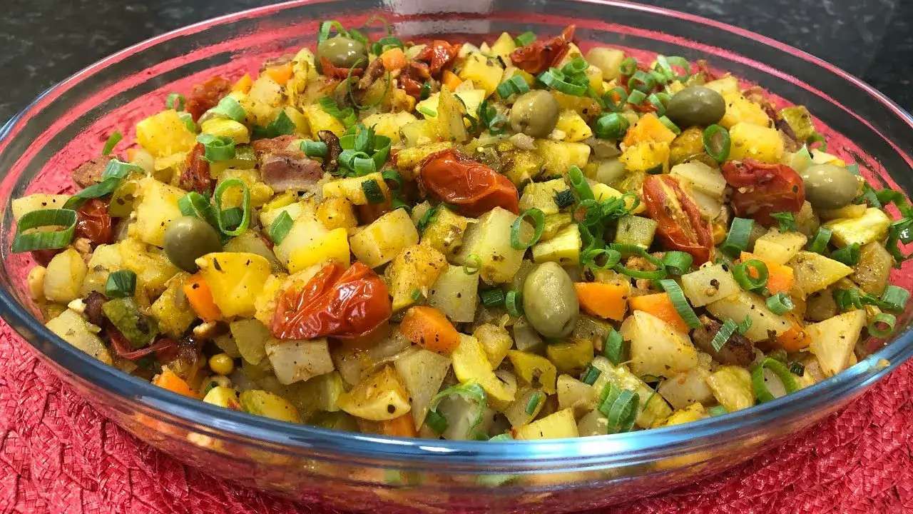 Jardineira de Legumes Fácil e Deliciosa com Bacon: Aprenda Agora