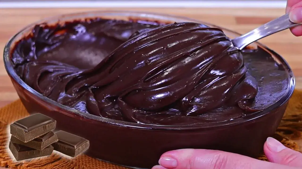 Recheio de Chocolate Cremoso: Perfeito Para Bolos e Sobremesas
