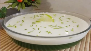 Sobremesa de Gelatina com Mousse de Limão: A Delícia Simples e Refrescante