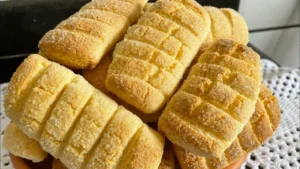 Bolacha Caseira Mineira: Receita Tradicional com Queijo e Polvilho