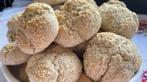 Bolacha Saudável com Açúcar Mascavo, Coco e Farelo de Aveia: Receita Fácil e Cheia de Fibras
