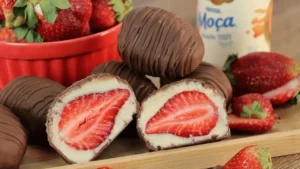 Bombom de Morango: Aprenda Como Fazer Essa Receita Que Vende Sozinha