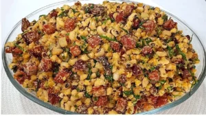 Feijão Tropeiro Tradicional: Receita Fácil e Cheia de Sabor Vem Fazer