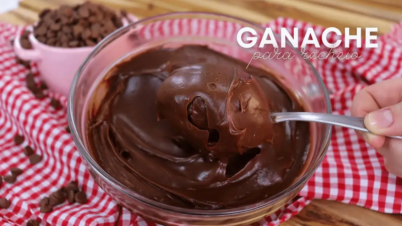 Ganache de Chocolate Perfeita para Rechear Bolos: Aprenda a Fazer