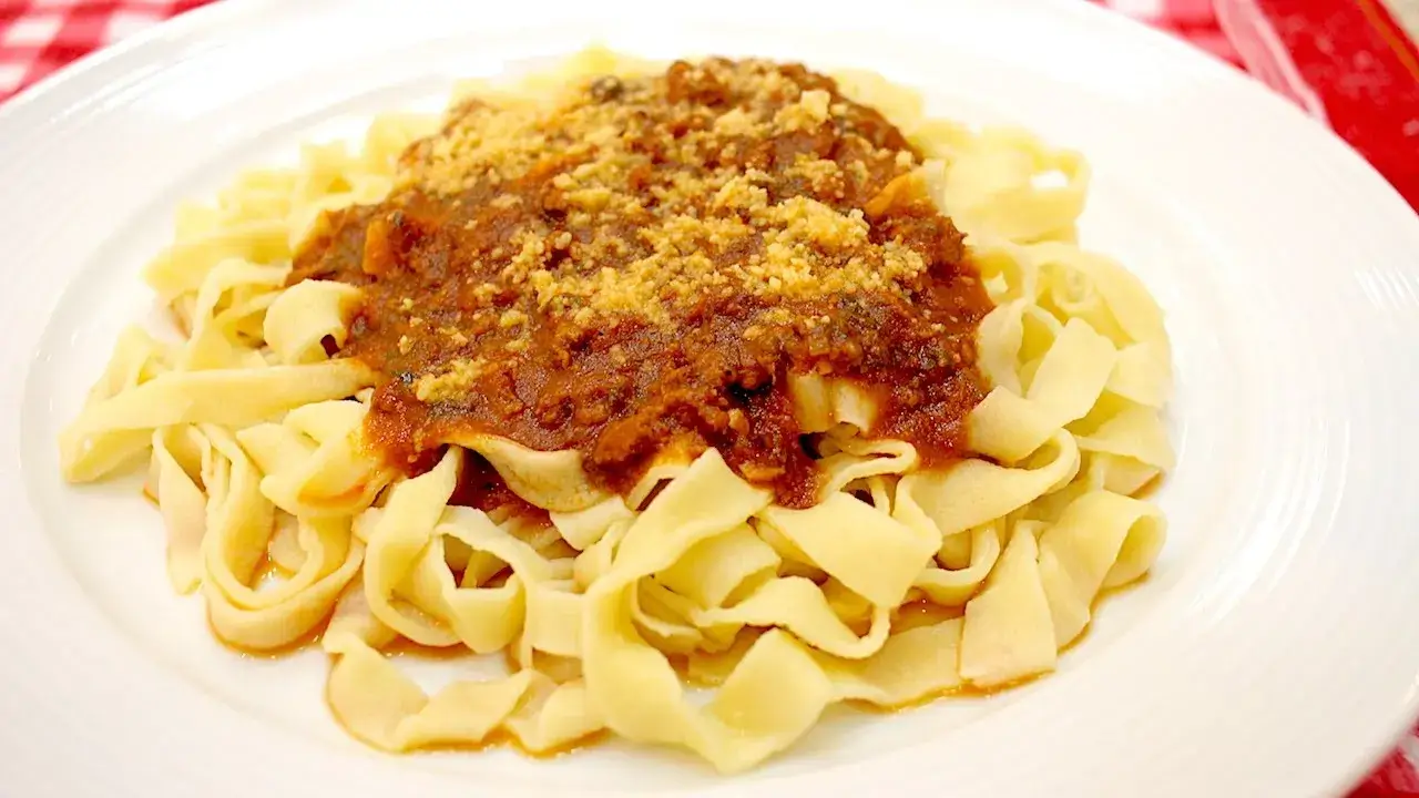 Macarrão Caseiro: Receita Fácil e Rápida para Fazer em Casa