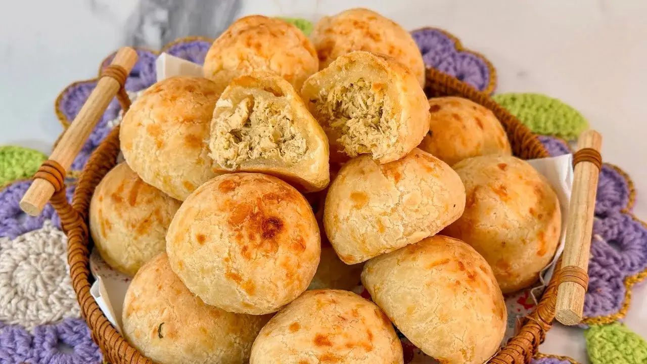 Pão de Queijo Recheado: Receita de Pão de Queijo Que Não Murcha Veja