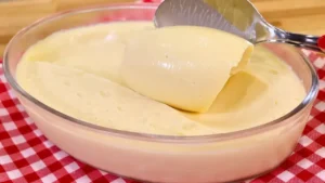 Recheio de Chocolate Branco Cremosa Briganache: Receita Fácil e Rende Muito