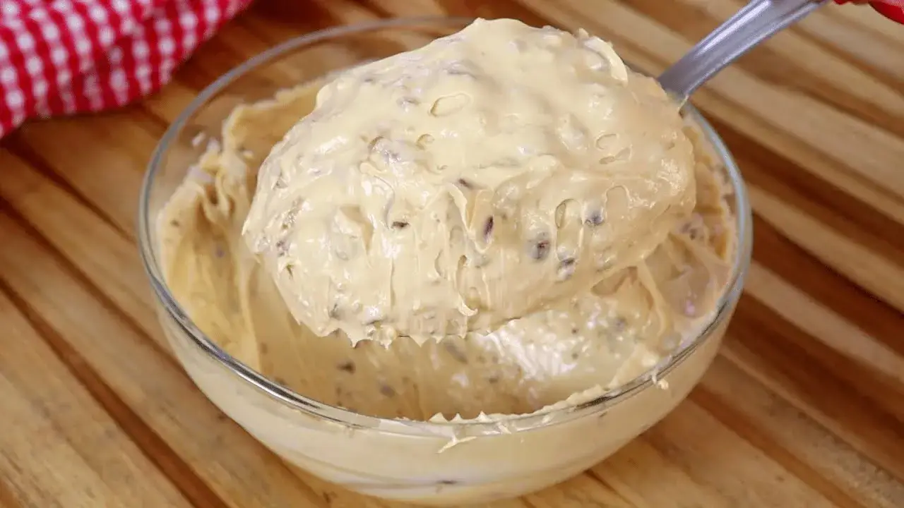 Recheio de Nozes Leve com Textura de Mousse: Receita Fácil para Bolos