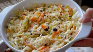 Salada de Repolho com Molho Agridoce Fácil e Cremosa