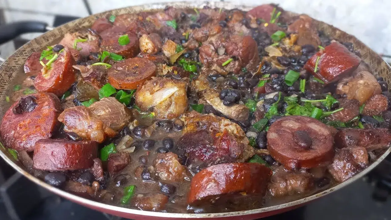 Feijoada Completa Tradicional: Receita de Feijoada Passo a Passo