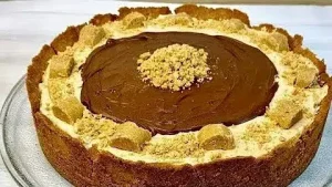 Torta de Paçoca: Receita Fácil com Base Crocante e Nutella