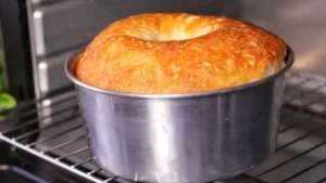 Biscoito de Pão de Queijo na Forma é Perfeito para o Cafezinho