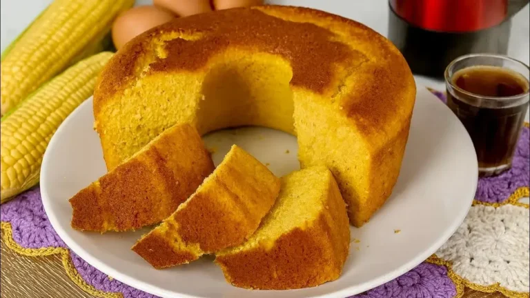 Bolo de Fubá: Bolo Perfeito Para o Cafezinho da Tarde