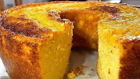 Este bolo de milho de latinha é simples, rápido e delicioso. Feito sem farinha de...