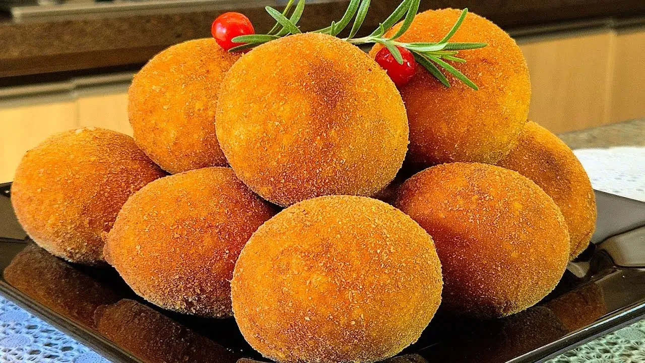 Salgado de Frango com Requeijão: Receita Passo a Passo Veja