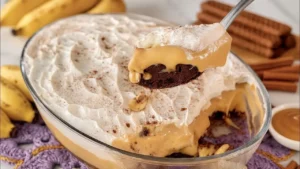Torta de Banana com Creme Banof Fica Muito Bom