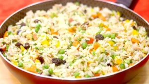 Arroz à Grega Fácil e Colorido: Receita Deliciosa para o Natal e o Ano Todo