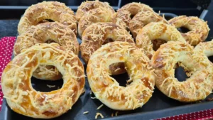 Biscoito de trigo assado crocante fácil que todo mundo quer fazer