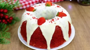 Bolo de Natal Fofo com Cobertura de Brigadeiro: Receita Fácil e Econômica