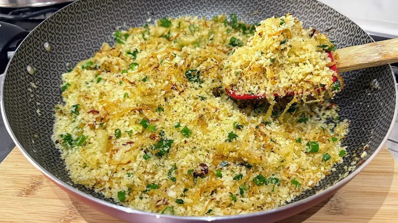 Farofa de Cebola Crocante e Saborosa: Receita Caseira para Acompanhar suas Refeições