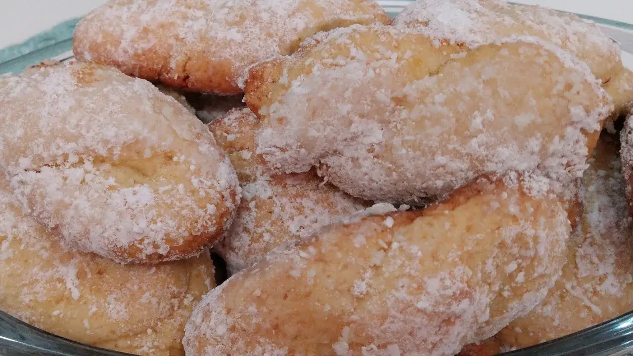 Rosquinha de queijo fácil e deliciosa para acompanhar o café