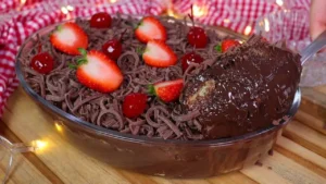 Panetone na Travessa com Chocolate: Receita Fácil e Cremosa