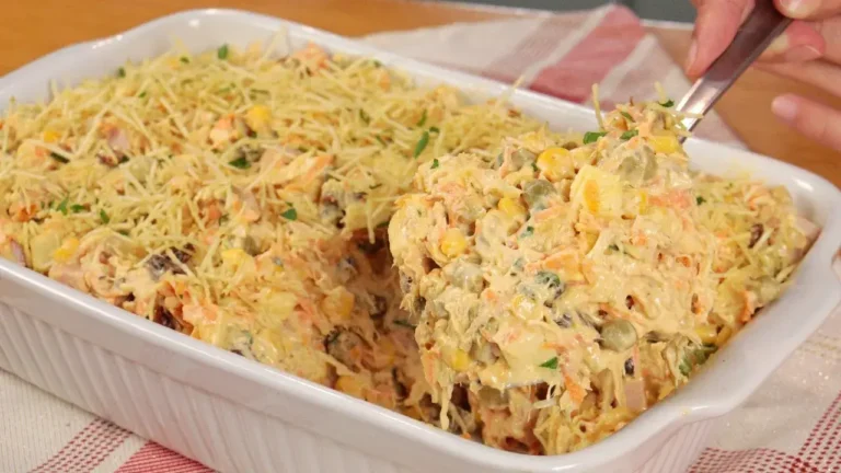 Salpicão de Frango Cremoso com Misturinha Especial