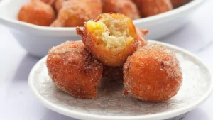 Bolinho de Chuva com Banana Sem Trigo e Sem Leite Sequinho e Fácil