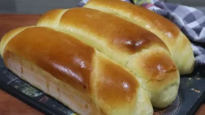 Pão caseiro fácil e fofinho para o café da manhã ou lanche