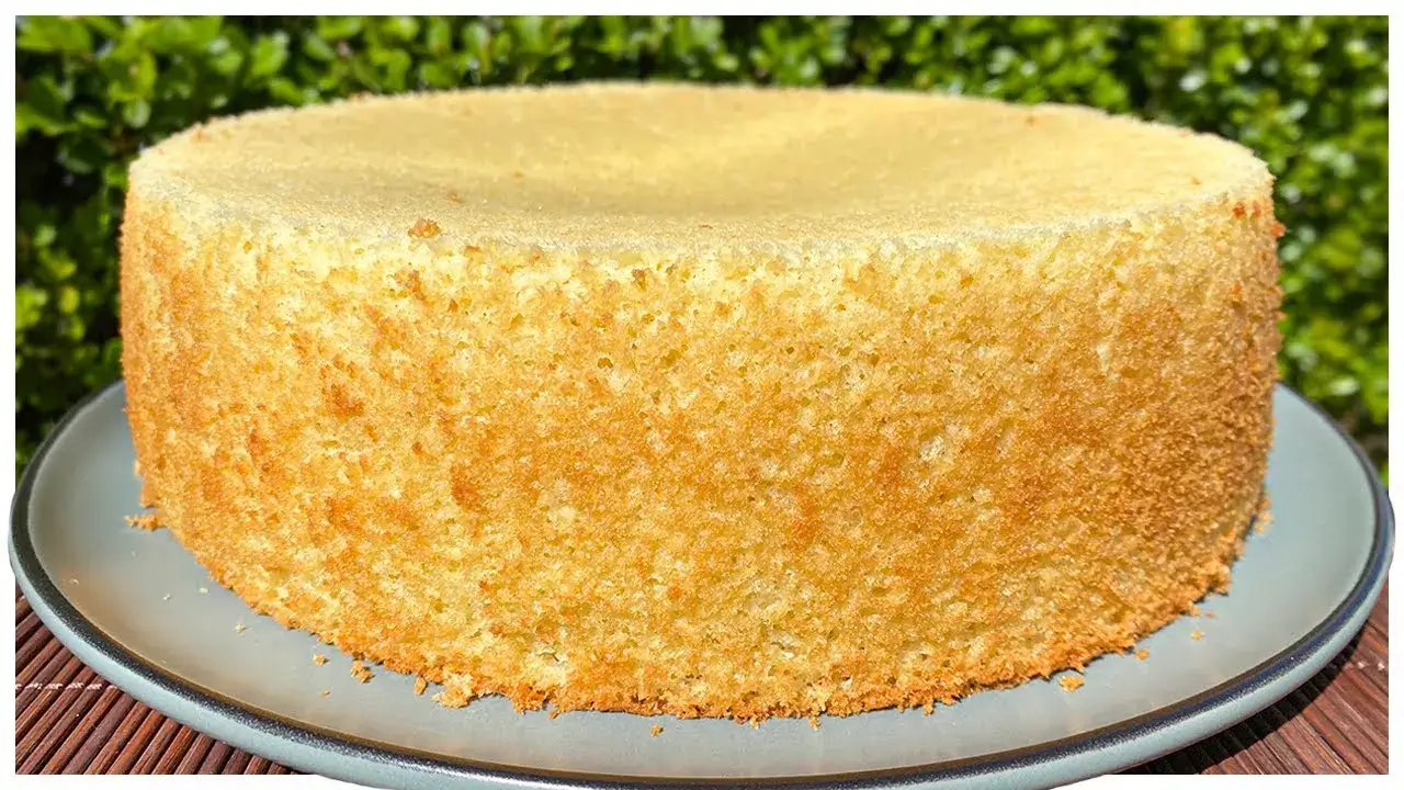 Pão de Ló Caseiro para Bolos Altos e Bem Estruturados