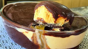 Sobremesa de Maracujá com Chocolate Cremosa para Servir Bem Gelada