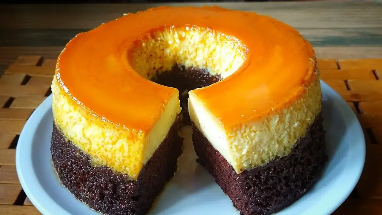 Bolo Pudim de Chocolate Fácil e Cremoso para Fazer em Casa